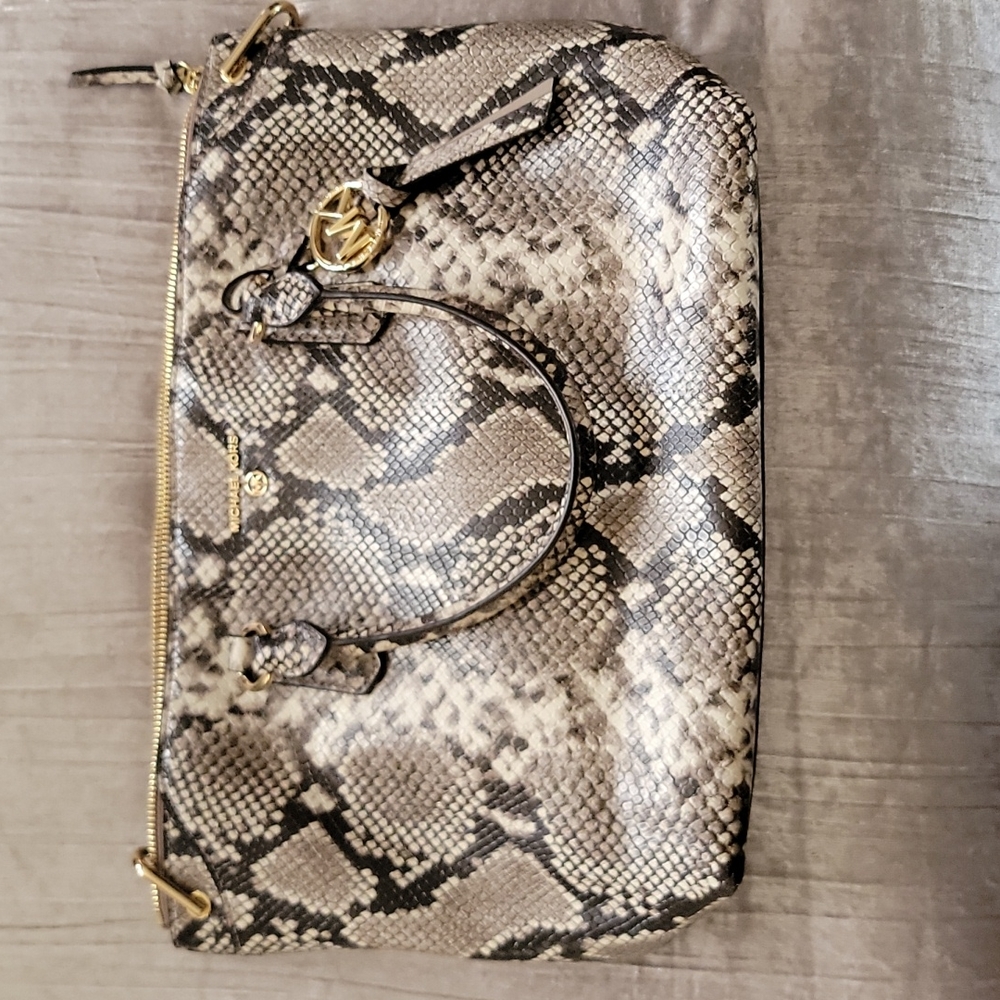 Snake print bag